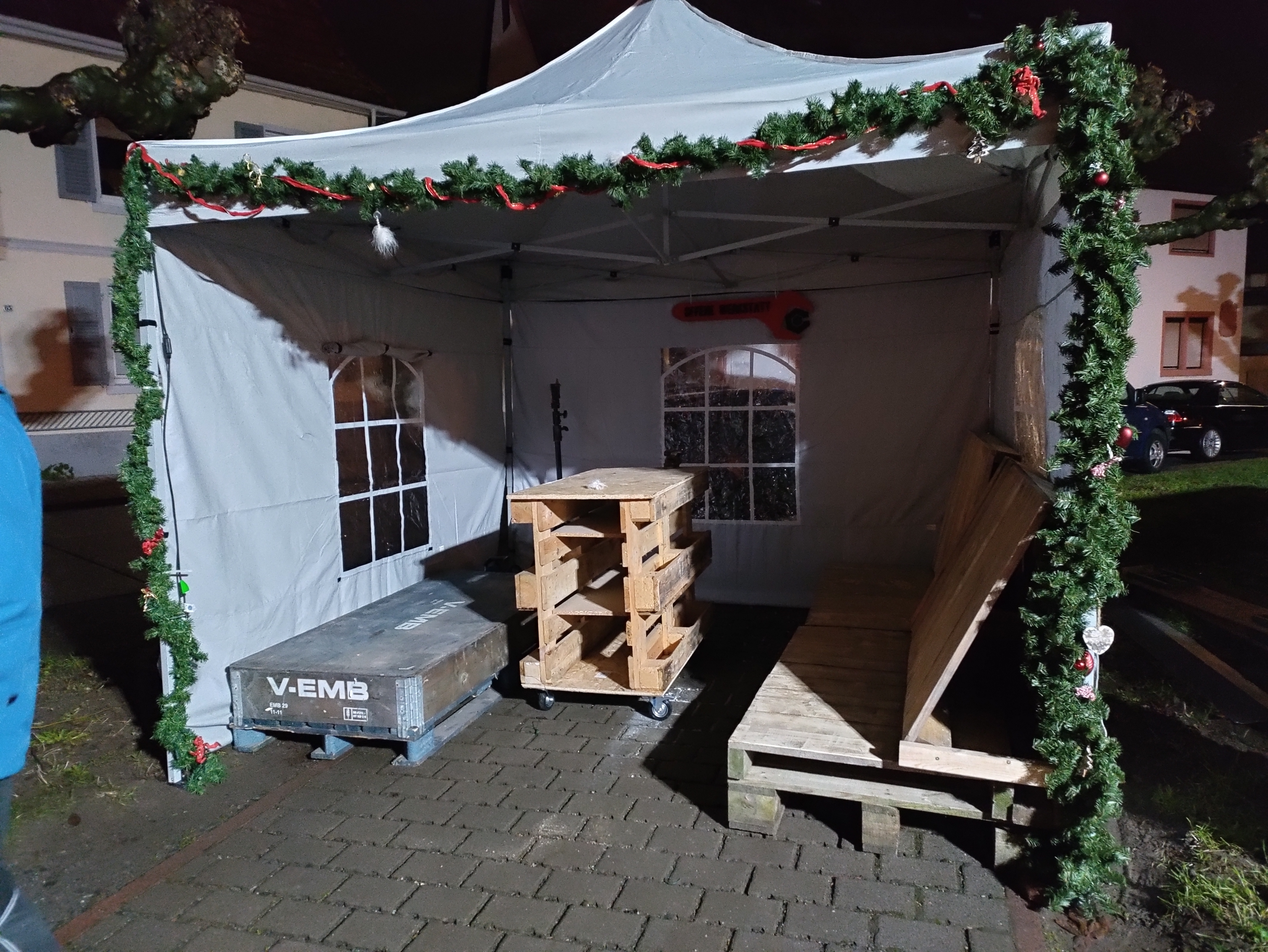 Gernsheimer Weihnachtsmarkt Aufbau